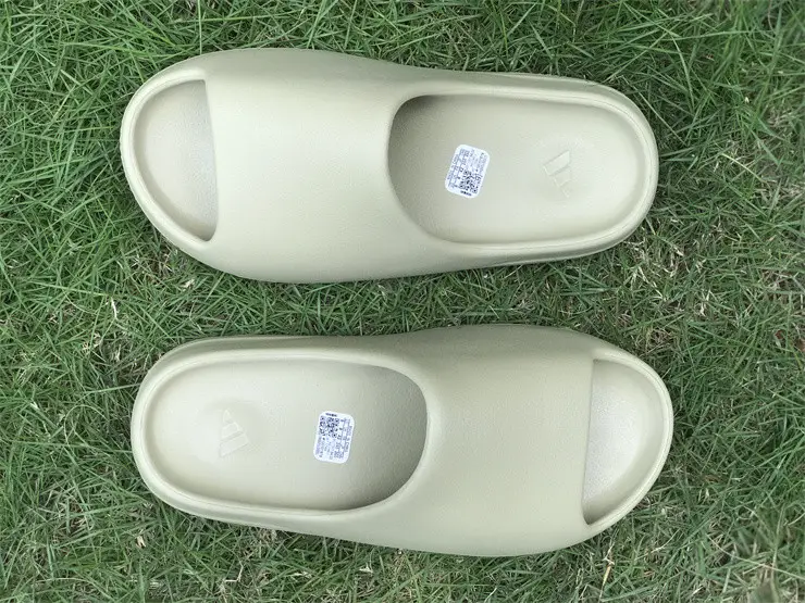 Yeezy Slides Resin FZ5904 