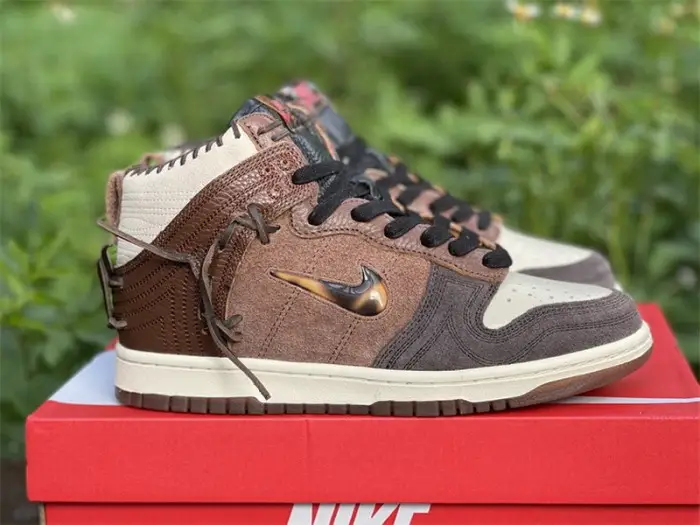 Authentic Bodega x Nike Dunk High “Legend” FFAEF1613
