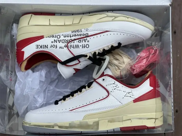 Authentic OFF-WHITE x Air Jordan 2 Low SP White ( with correct boxes) 