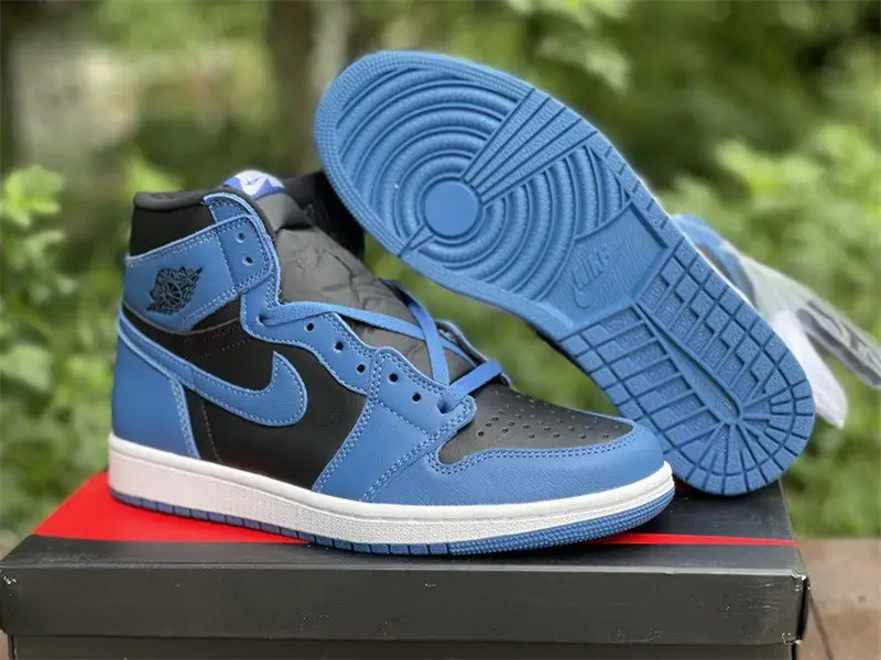 Authentic Air Jordan 1 High OG “Dark Marina Blue” 