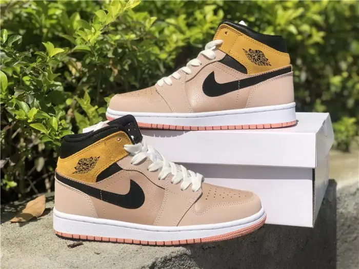 Authentic Air Jordan 1 Mid SE “Particle Beige” Women Size 