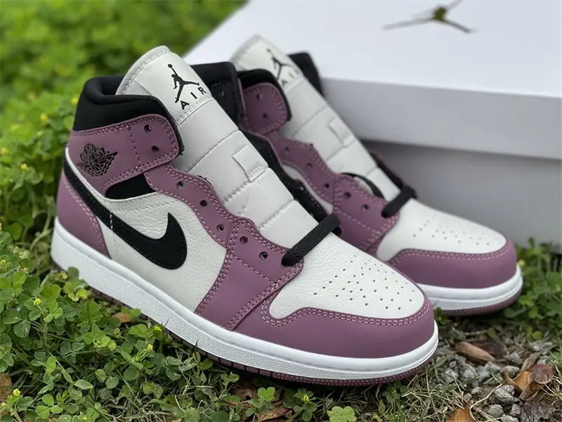 Authentic Air Jordan 1 Mid “Berry” Women 