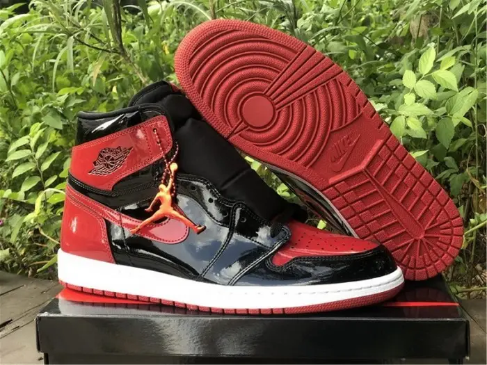 Authentic Air Jordan 1 High OG “Bred Patent” GS 