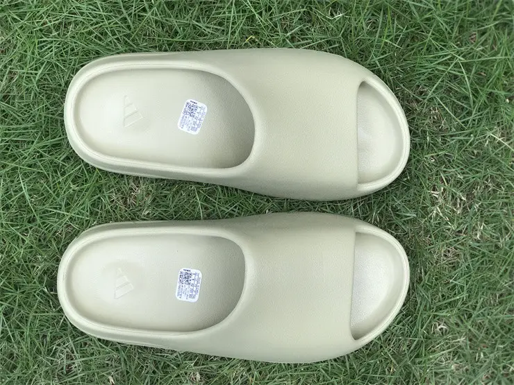Yeezy Slides Resin FZ5904 