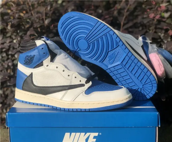 Authentic Travis Scott x Fragment x Air Jordan 1 