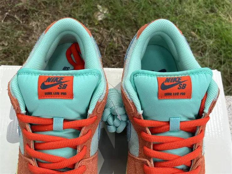 Authentic Nike Dunk Low “Noise Aqua” 