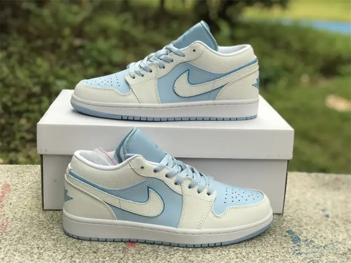 Authentic Air Jordan 1 Low“Ice Blue” 