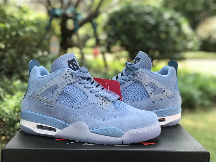 Authentic Air Jordan 4 Retro UNC PE (Restock) 