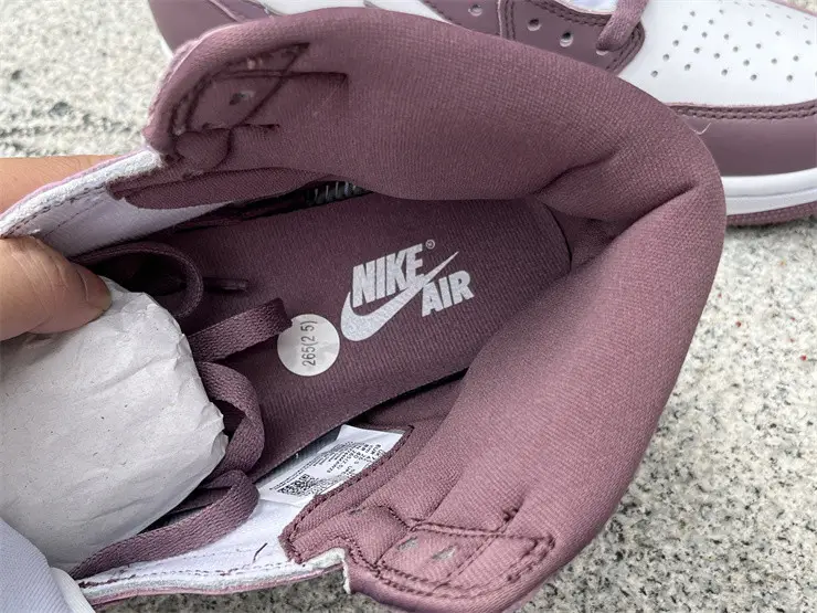 Authentic Air Jordan 1 High OG “Mauve” 