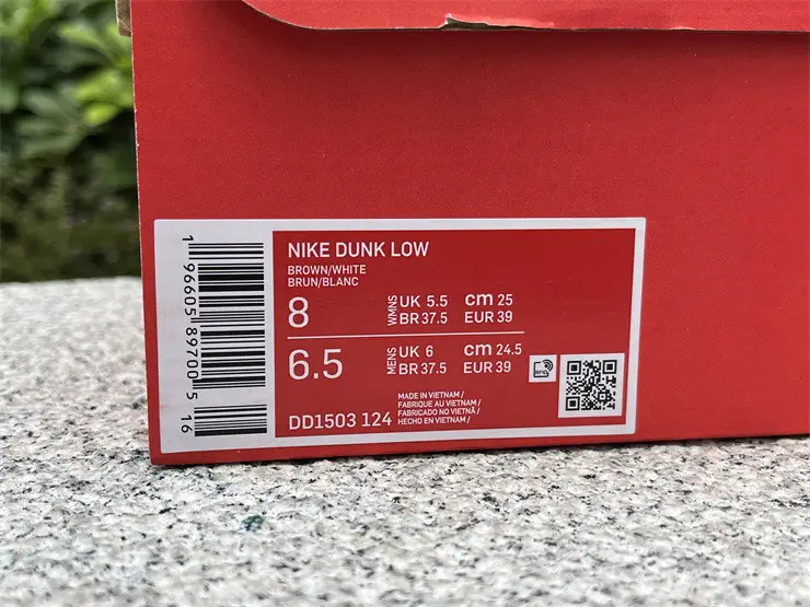 Authentic Nike Dunk Low “Cacao Wow 