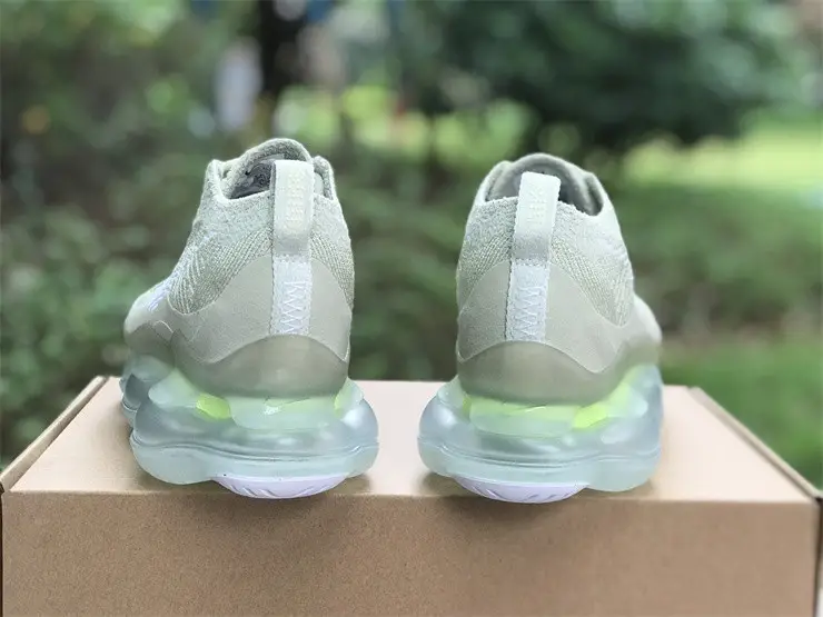 Authentic Nike Air Max Scorpion Olive Aura 