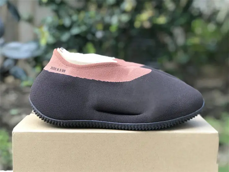 Authentic Yeezy Knit Runner “Stone Carbon” 