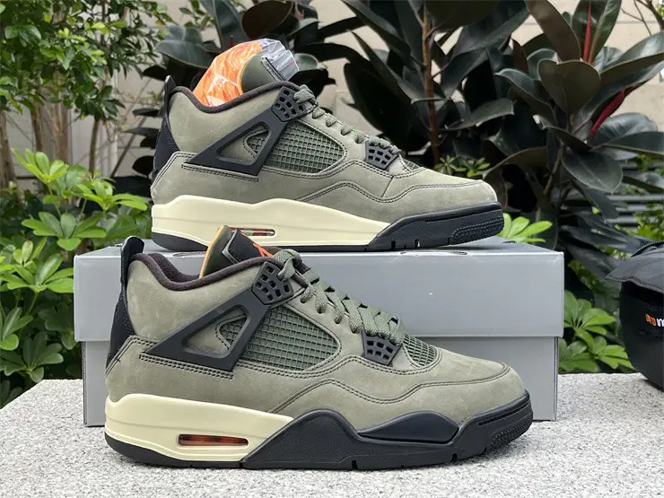 Authentic Air Jordan 4 Undefeated（restock) 