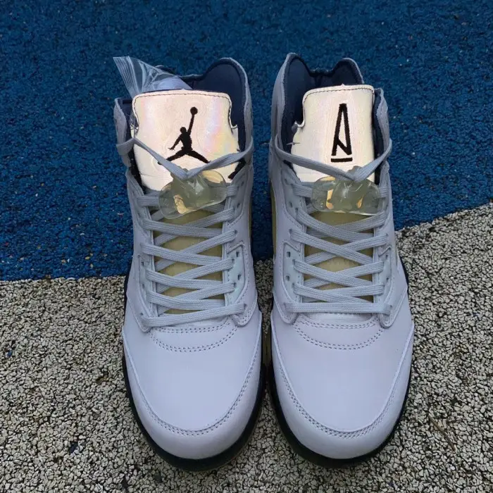 Authentic A Ma Maniére x Air Jordan 5 Photon Dust BFB1786
