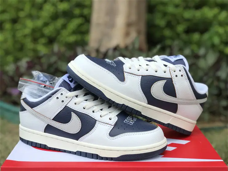 Authentic HUF x Nike SB Dunk Low “NYC” 