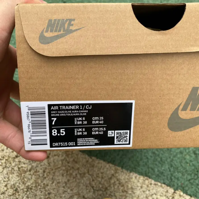 Authentic Travis Scott x Nike Air Trainer 1 Grey 
