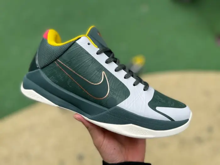 Authentic Nike Kobe 5 EYBL Protro Forest 
