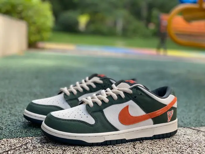 Authentic Nike SB Dunk Low Legion Pine 