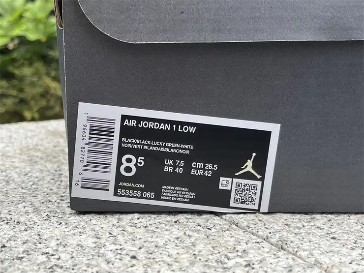 Authentic Air Jordan 1 Low “Lucky Green” 