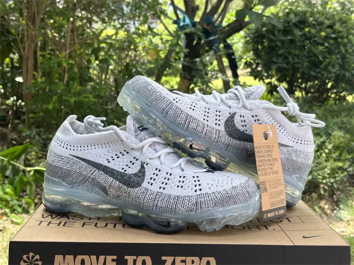 Authentic Nike Vapormax 2023 Flyknit Grey 