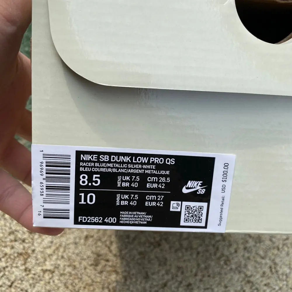 Authentic April Skateboards x Dunk SB Low 