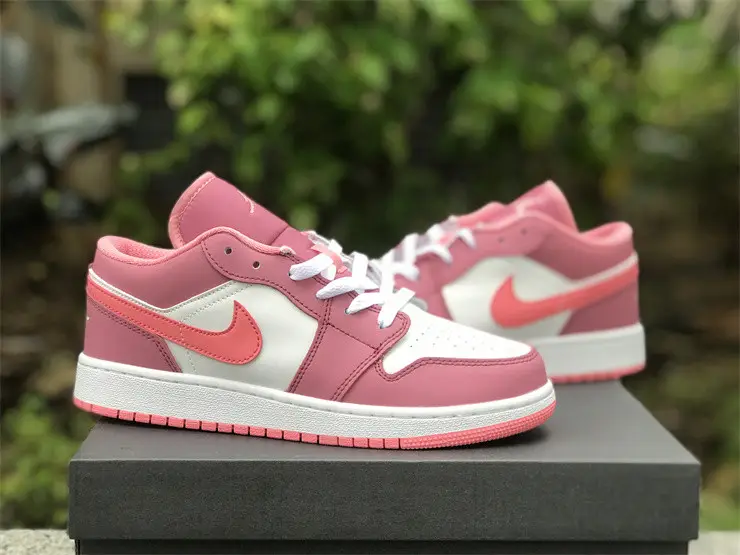 Authentic Air Jordan 1 Low Desert Berry 