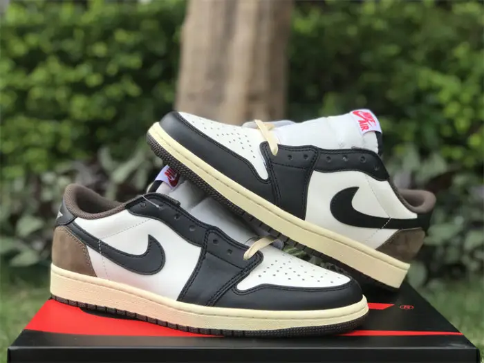 Authentic Travis Scott x Air Jordan 1 Low Dark Mocha 