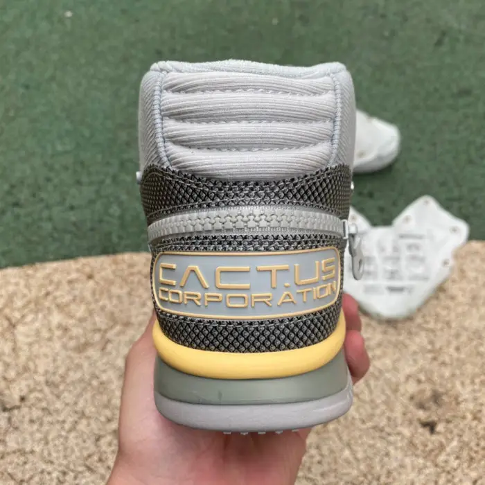 Authentic Travis Scott x Nike Air Trainer 1 Grey 