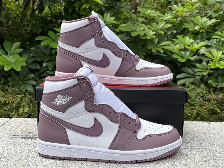 Authentic Air Jordan 1 High OG “Mauve” 