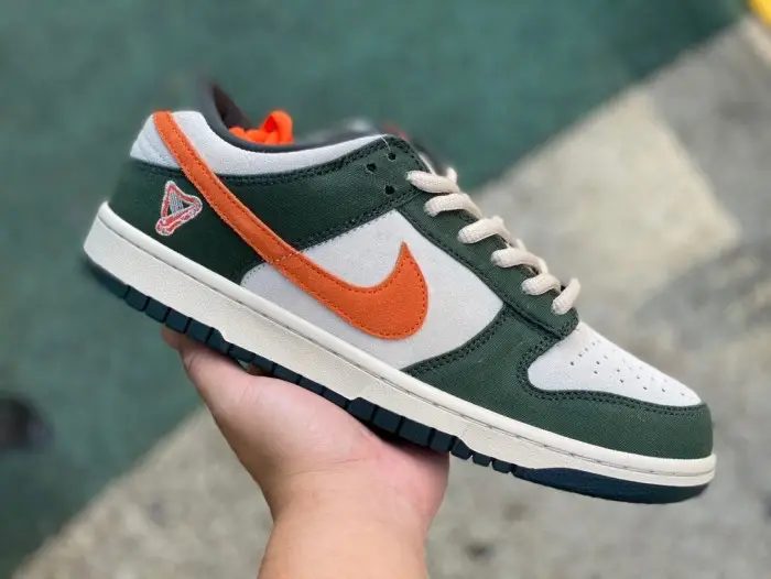 Authentic Nike SB Dunk Low Legion Pine 