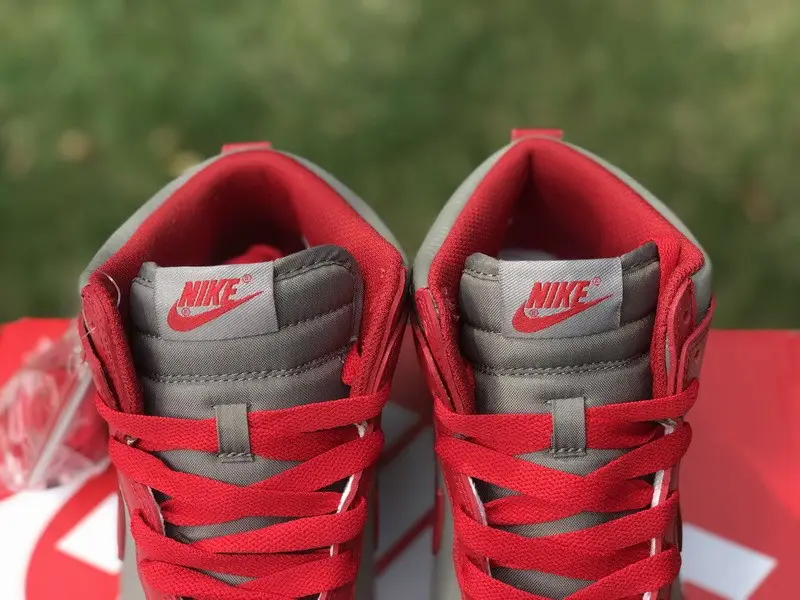 Authentic Nike Dunk High“UNLV” 