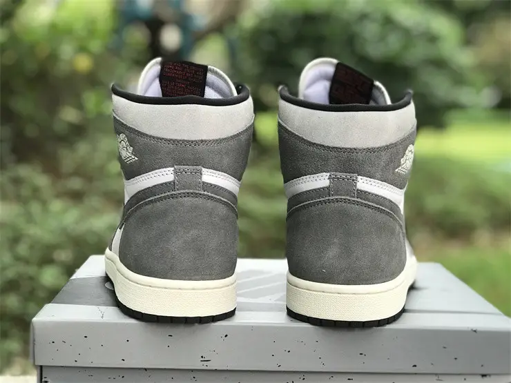 Authentic Air Jordan 1 High OG “Washed Heritage” 