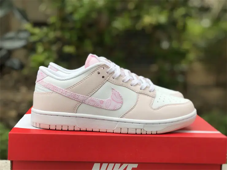 Authentic Nike Dunk Low Pink Pearl 