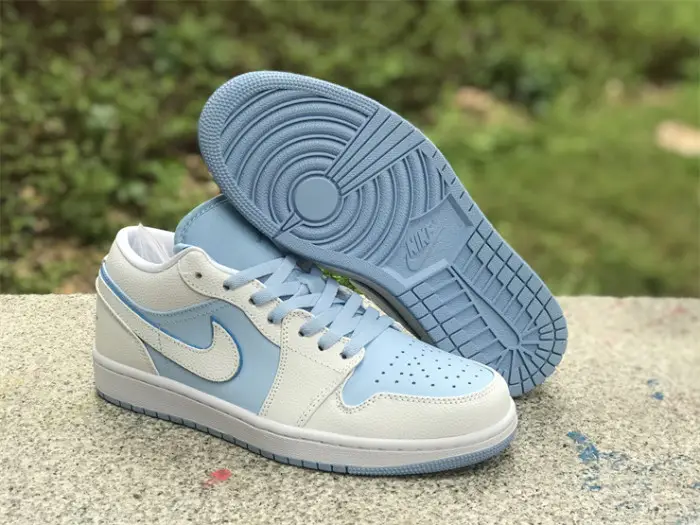 Authentic Air Jordan 1 Low“Ice Blue”GS BED155