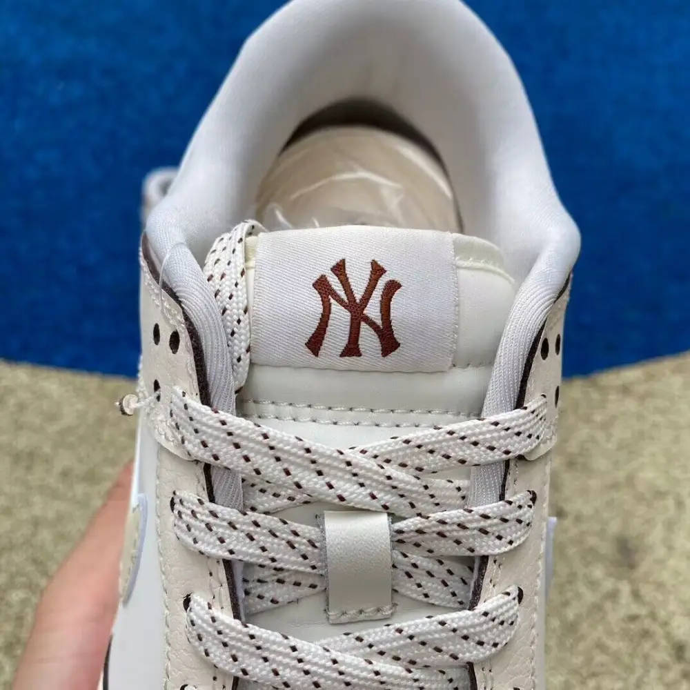 Authentic Nike Dunk x MLB 