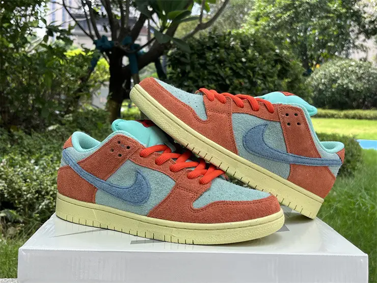 Authentic Nike Dunk Low “Noise Aqua” 