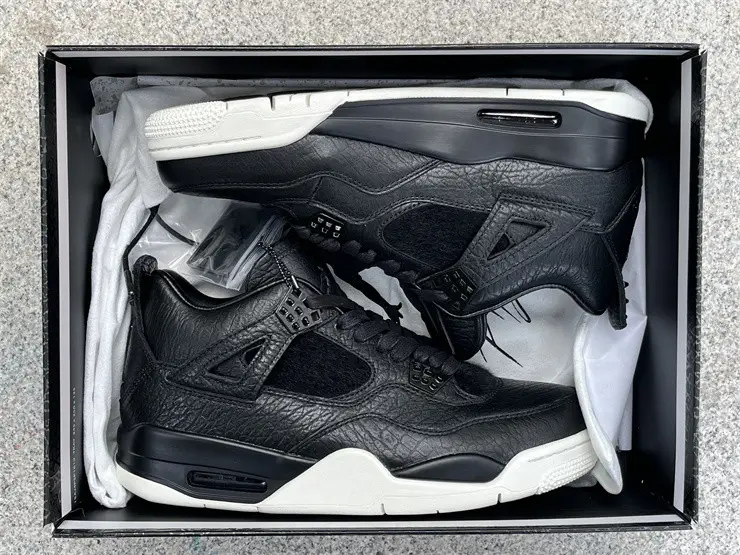 Authentic Air Jordan 4 Premium “Dark Horse” (restock) 