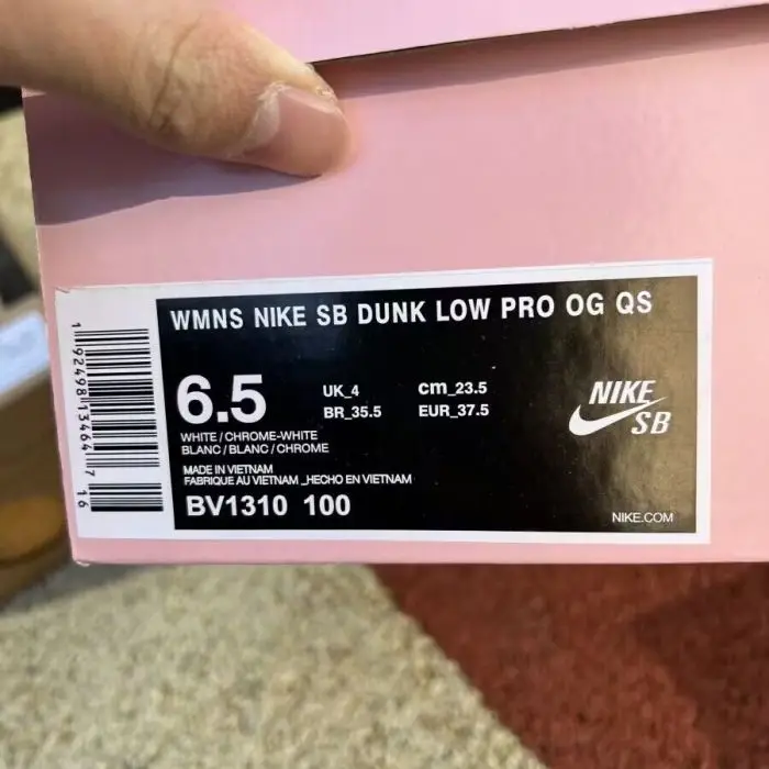 Authentic Diamond Supply Co. x Nike SB Dunk Low Pro OG QS White Diamond CAAD446