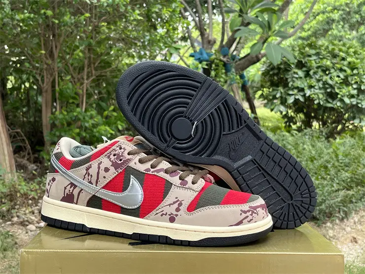 Authentic Nike SB Dunk Low “Freddy Krueger” 