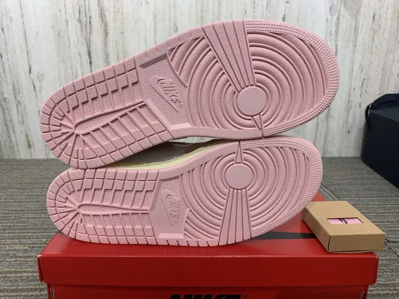 Authentic Air Jordan 1 High OG “Washed Pink” Women Shoes 