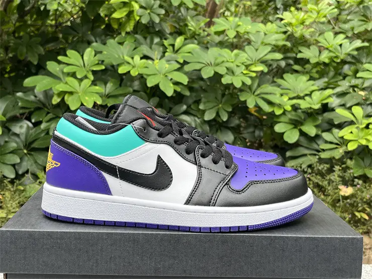 Authentic Air Jordan 1 Low 553558-154 