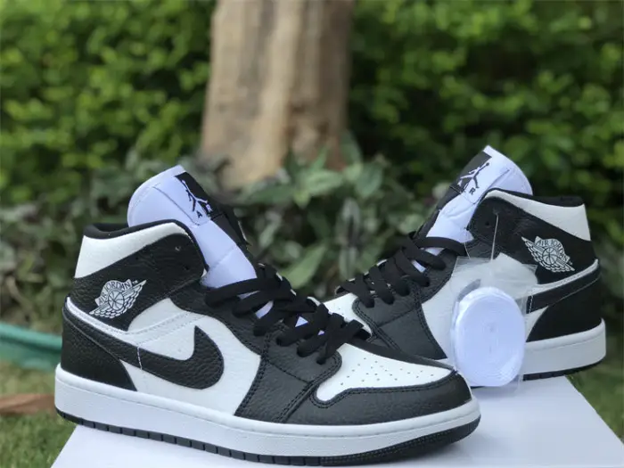 Authentic Air Jordan 1 Mid “Invert” BAD2616