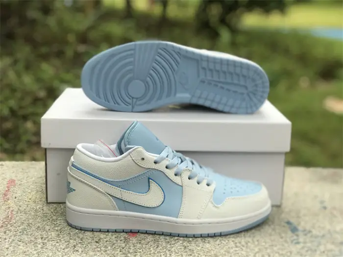 Authentic Air Jordan 1 Low“Ice Blue” 