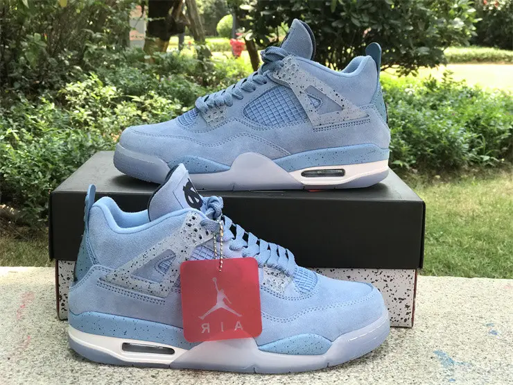 Authentic Air Jordan 4 Retro UNC PE (Restock) 