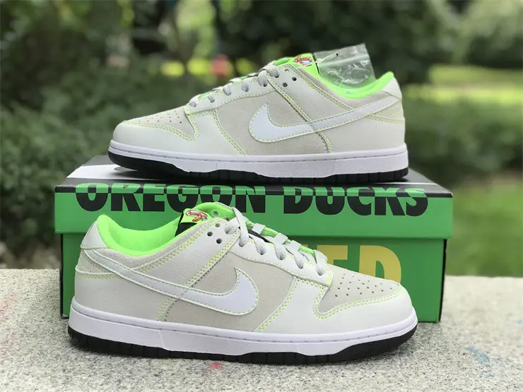 Authentic Nike Dunk Low Oregon Ducks 