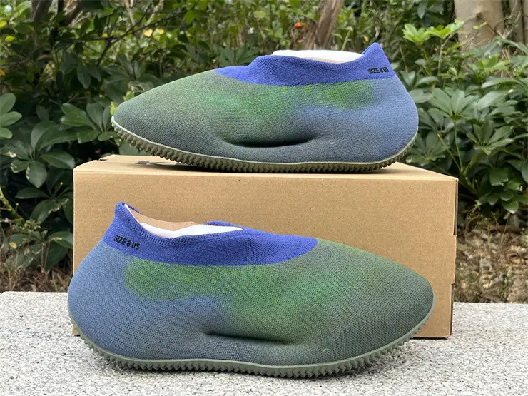 Authentic Yeezy Knit Runner “Faded Azure” 