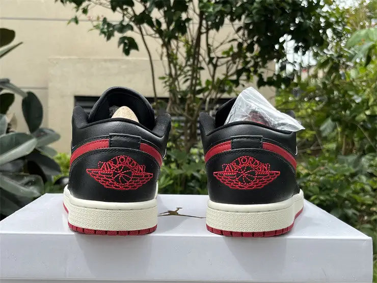 Authentic Air Jordan 1 Low “Bred Sail ” 
