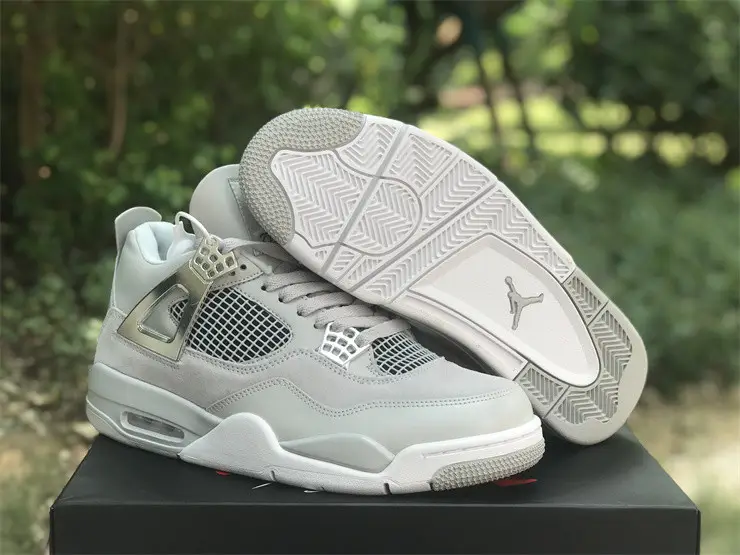 Authentic Air Jordan 4 “Frozen Moments” 