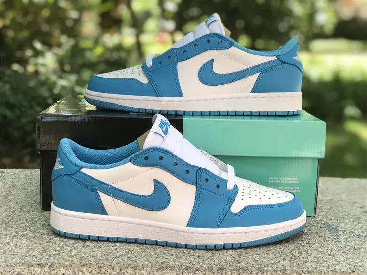 Authentic Nike SB x Air Jordan 1 Low “UNC” 