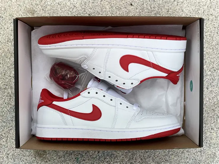 Authentic Air Jordan 1 Low OG “University Red” 